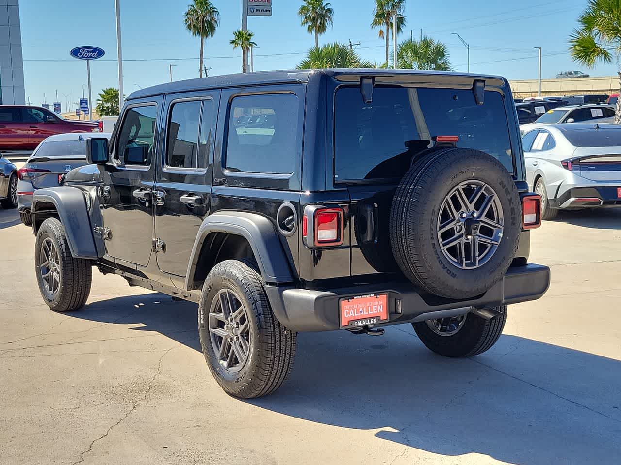 Thumbnail: 2026 Jeep Wrangler - 12