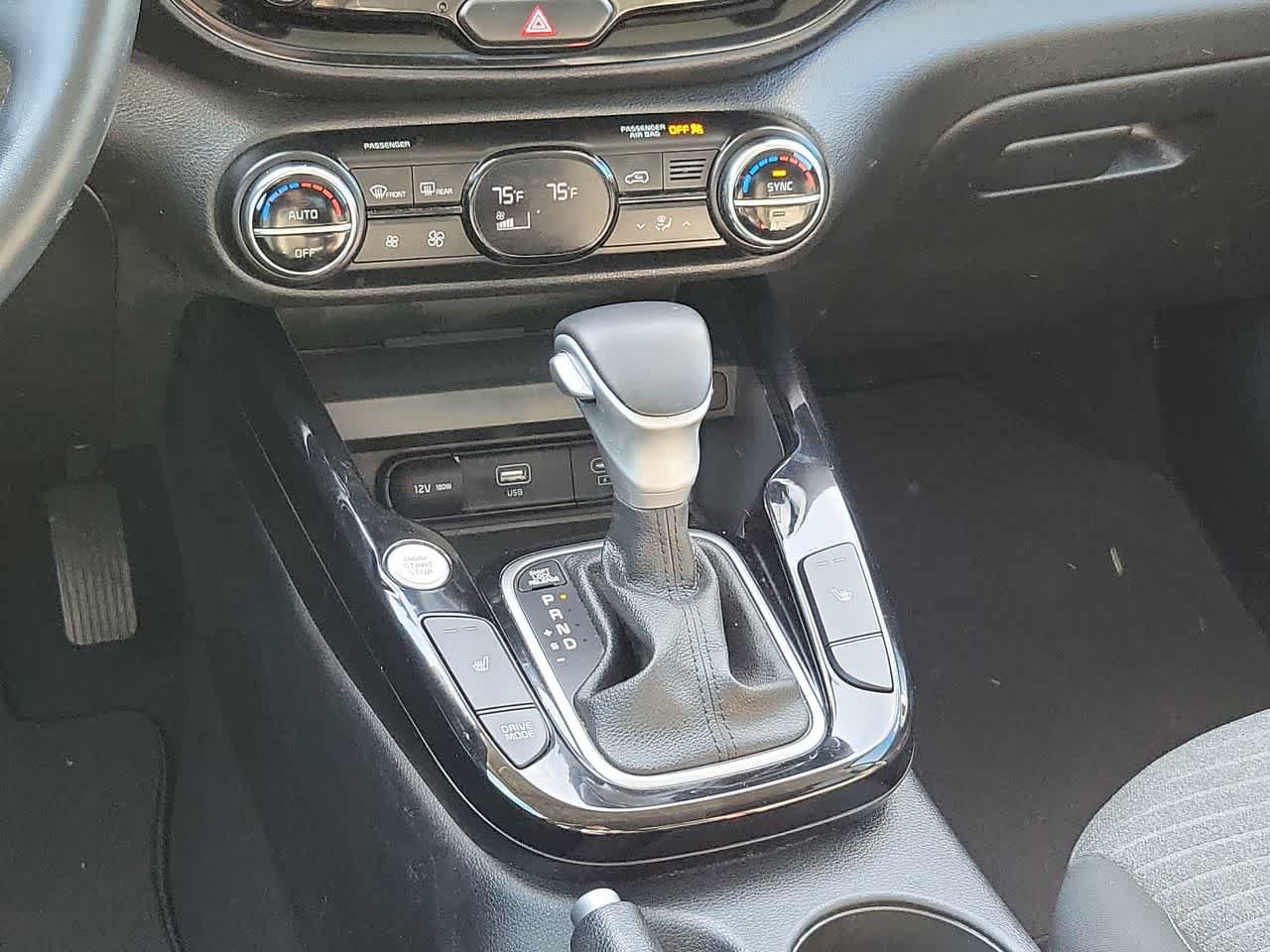 Thumbnail: 2023 Kia Soul - 25