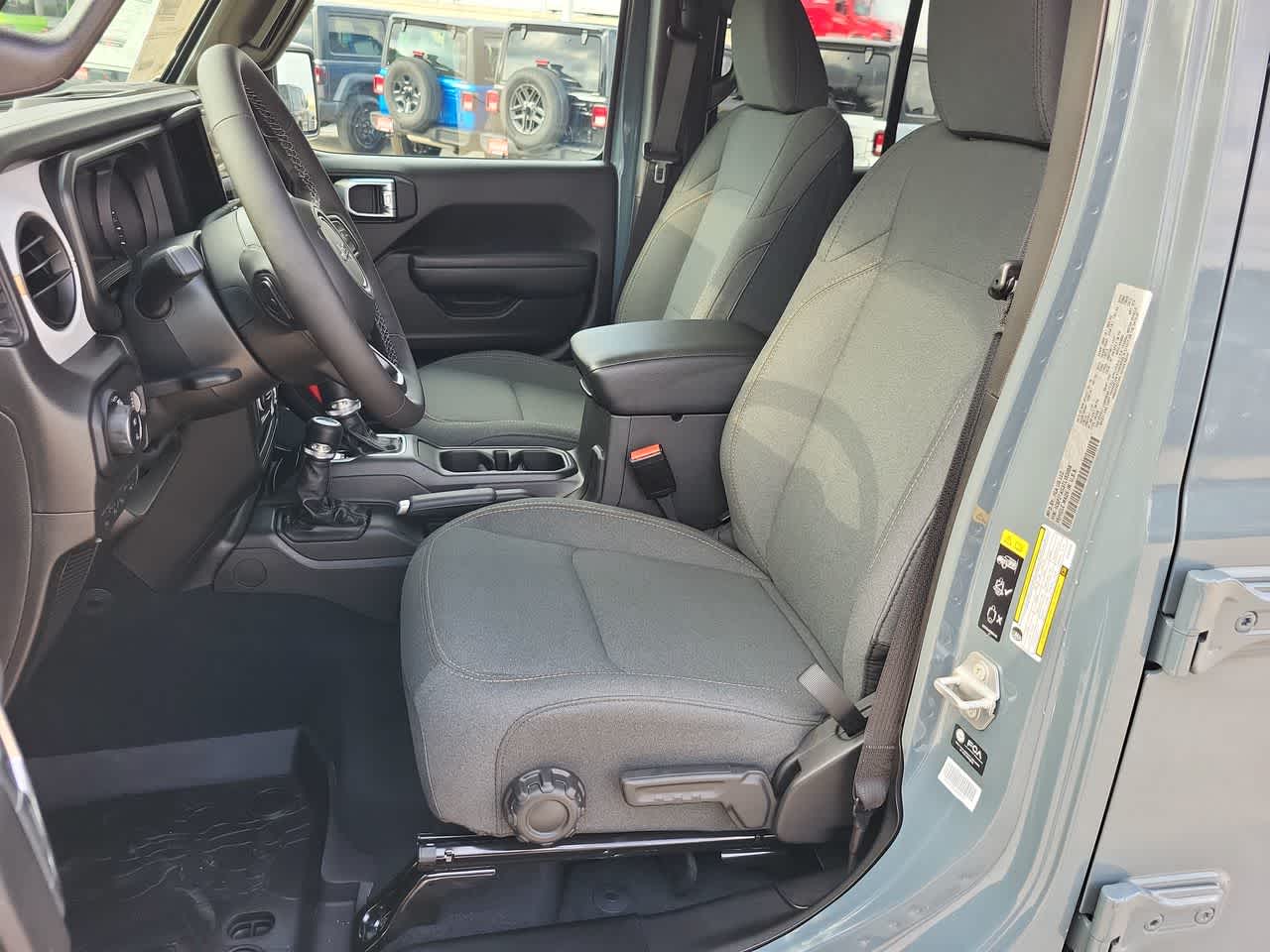 Thumbnail: 2026 Jeep Gladiator - 19