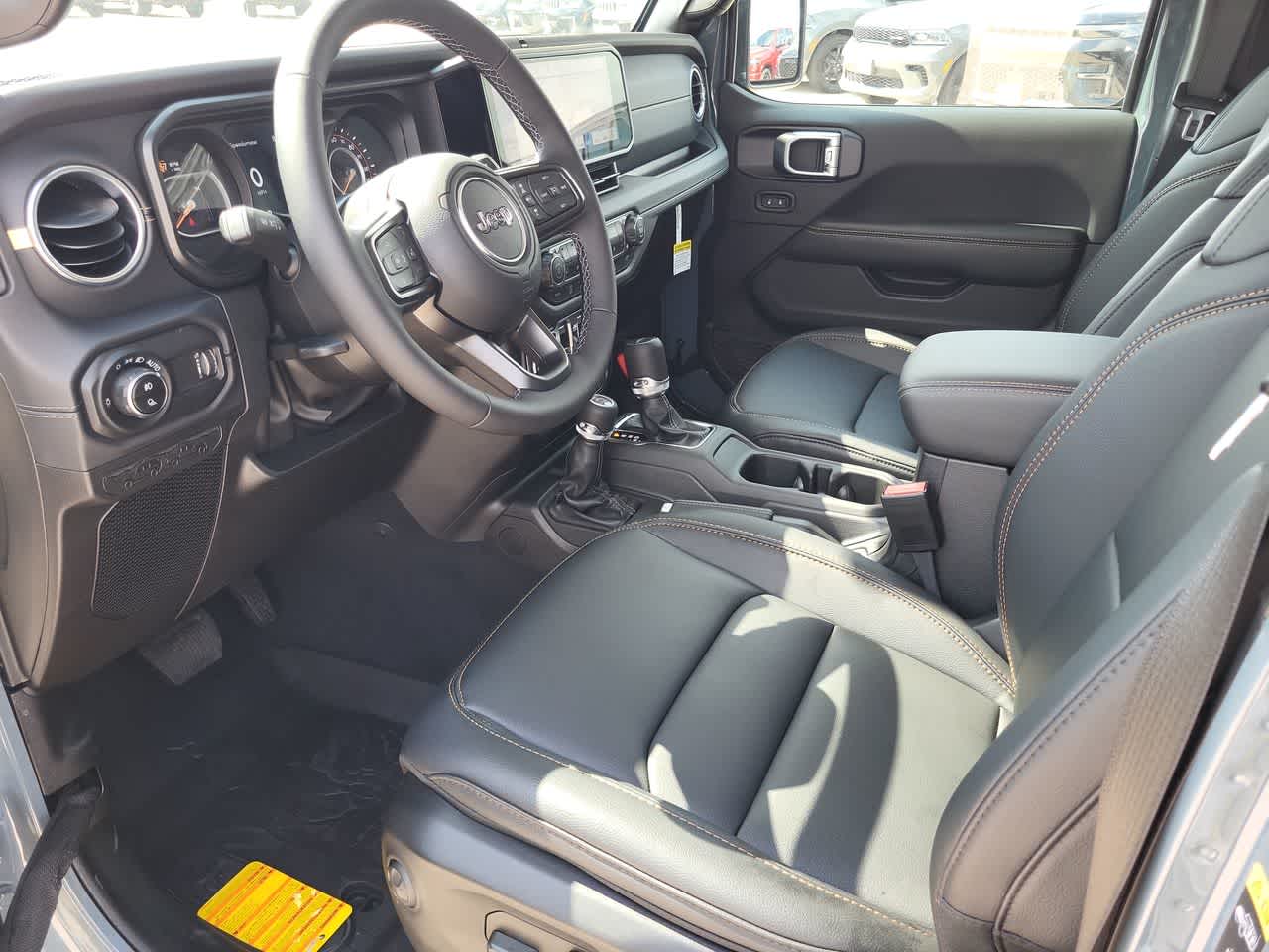 Thumbnail: 2026 Jeep Gladiator - 10