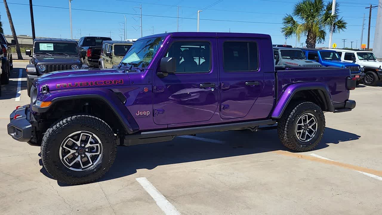 Thumbnail: 2026 Jeep Gladiator - 4