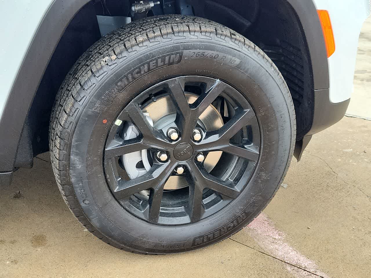 Thumbnail: 2025 Jeep Grand Cherokee - 16