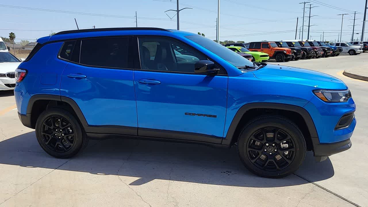 Thumbnail: 2026 Jeep Compass - 9