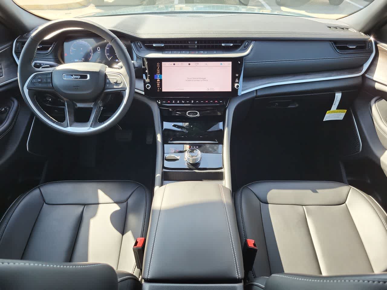 Thumbnail: 2026 Jeep Grand Cherokee - 18