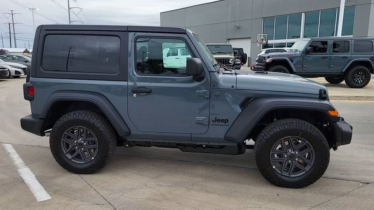 Thumbnail: 2026 Jeep Wrangler - 9
