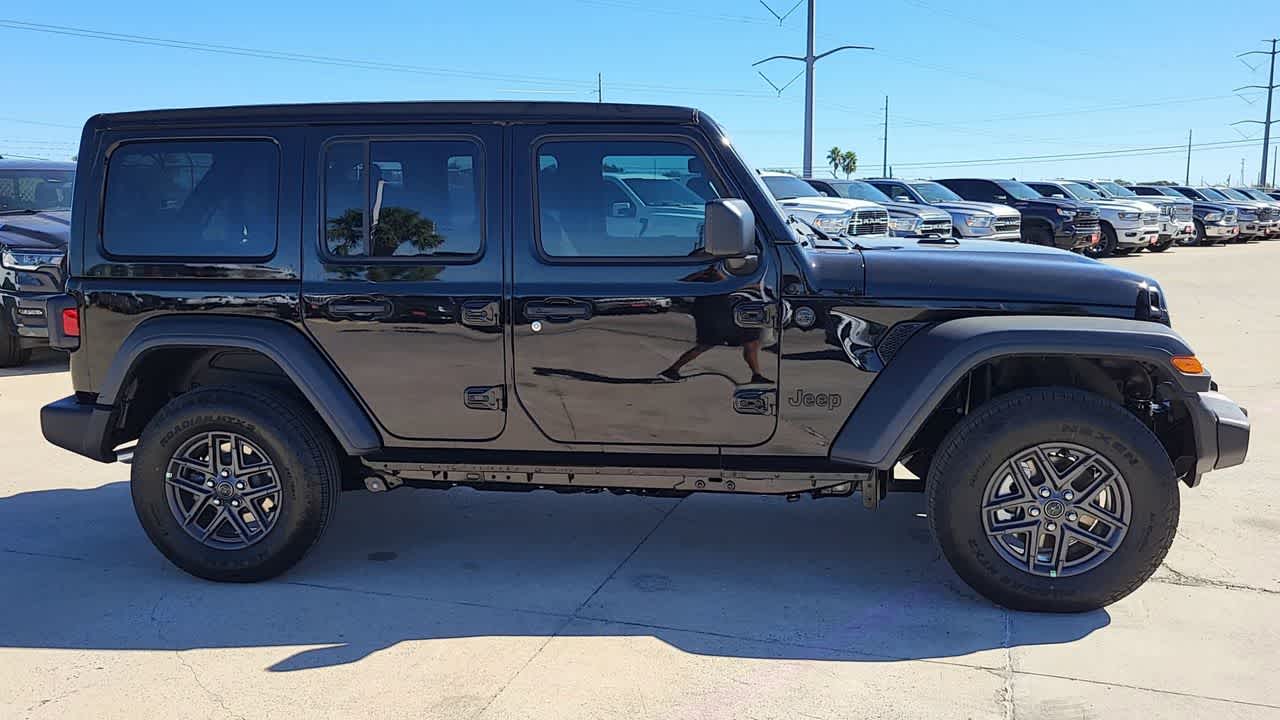 Thumbnail: 2026 Jeep Wrangler - 9