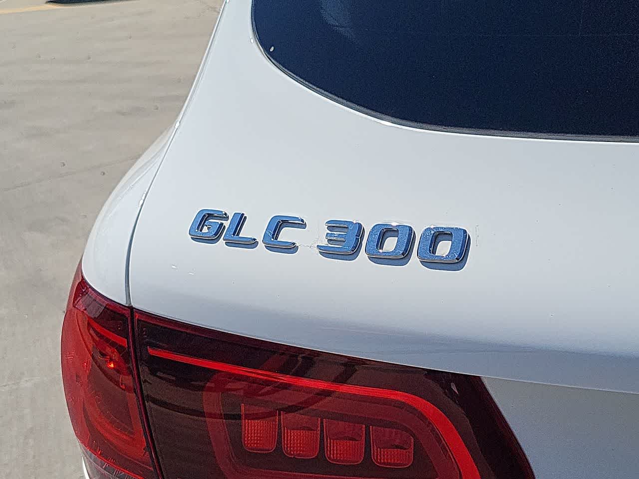 Thumbnail: 2021 Mercedes-Benz GLC - 15