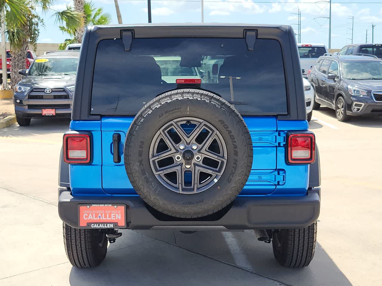 Thumbnail: 2025 Jeep Wrangler - 13