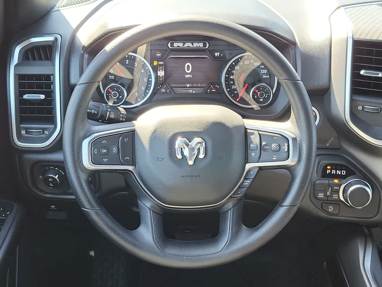 Thumbnail: 2025 RAM 1500 - 23