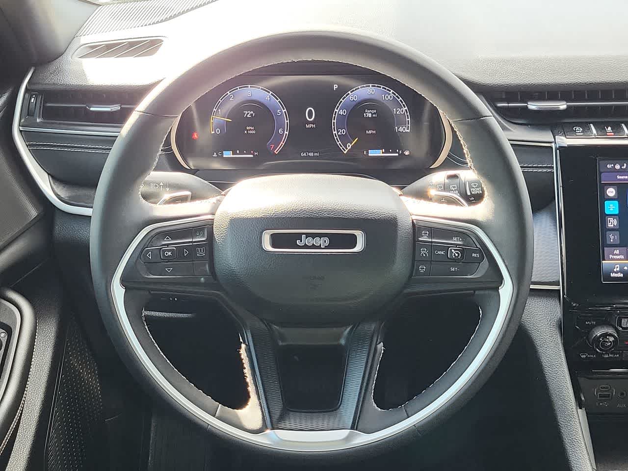 Thumbnail: 2023 Jeep Grand Cherokee - 23