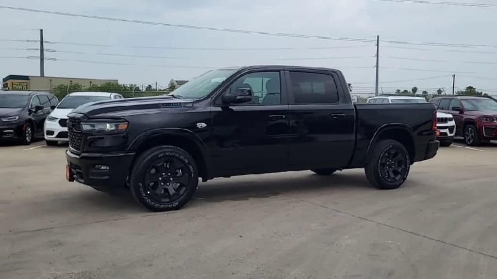 New 2026 Ram 1500 LONE STAR CREW CAB 4X2 5'7 BOX Pickup
