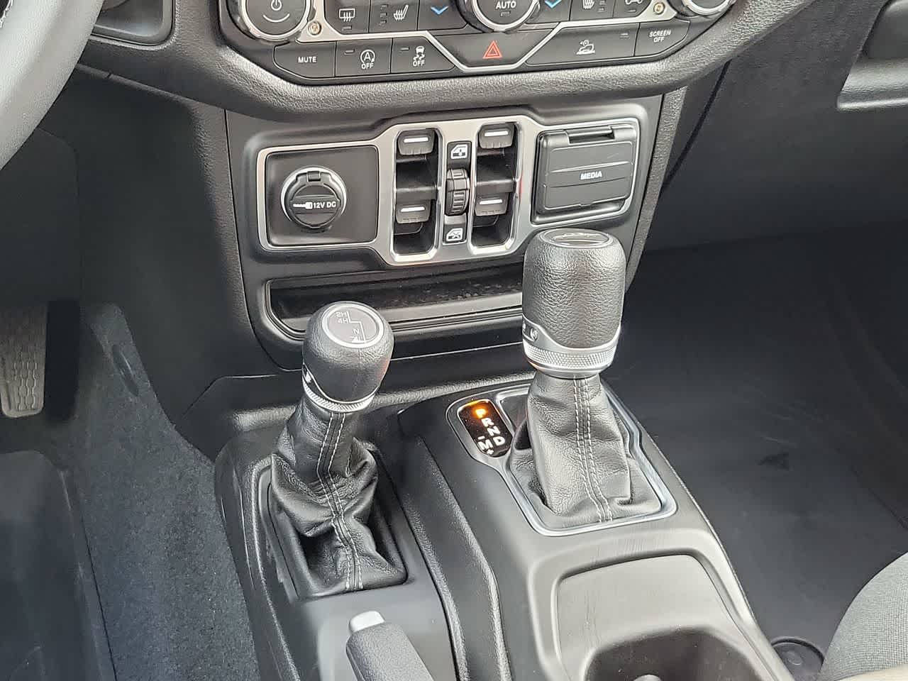 Thumbnail: 2026 Jeep Gladiator - 25