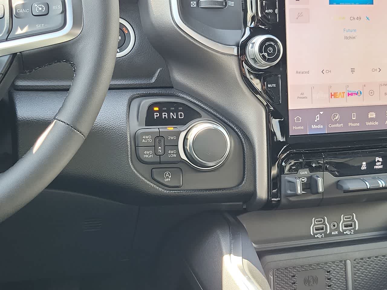 Thumbnail: 2026 RAM 1500 - 25