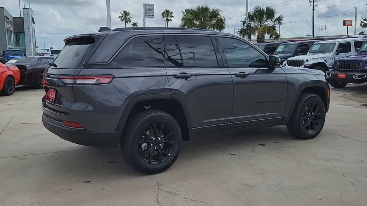 Thumbnail: 2026 Jeep Compass - 8