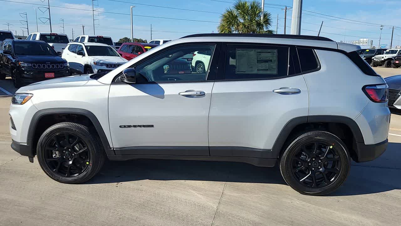 Thumbnail: 2026 Jeep Compass - 5