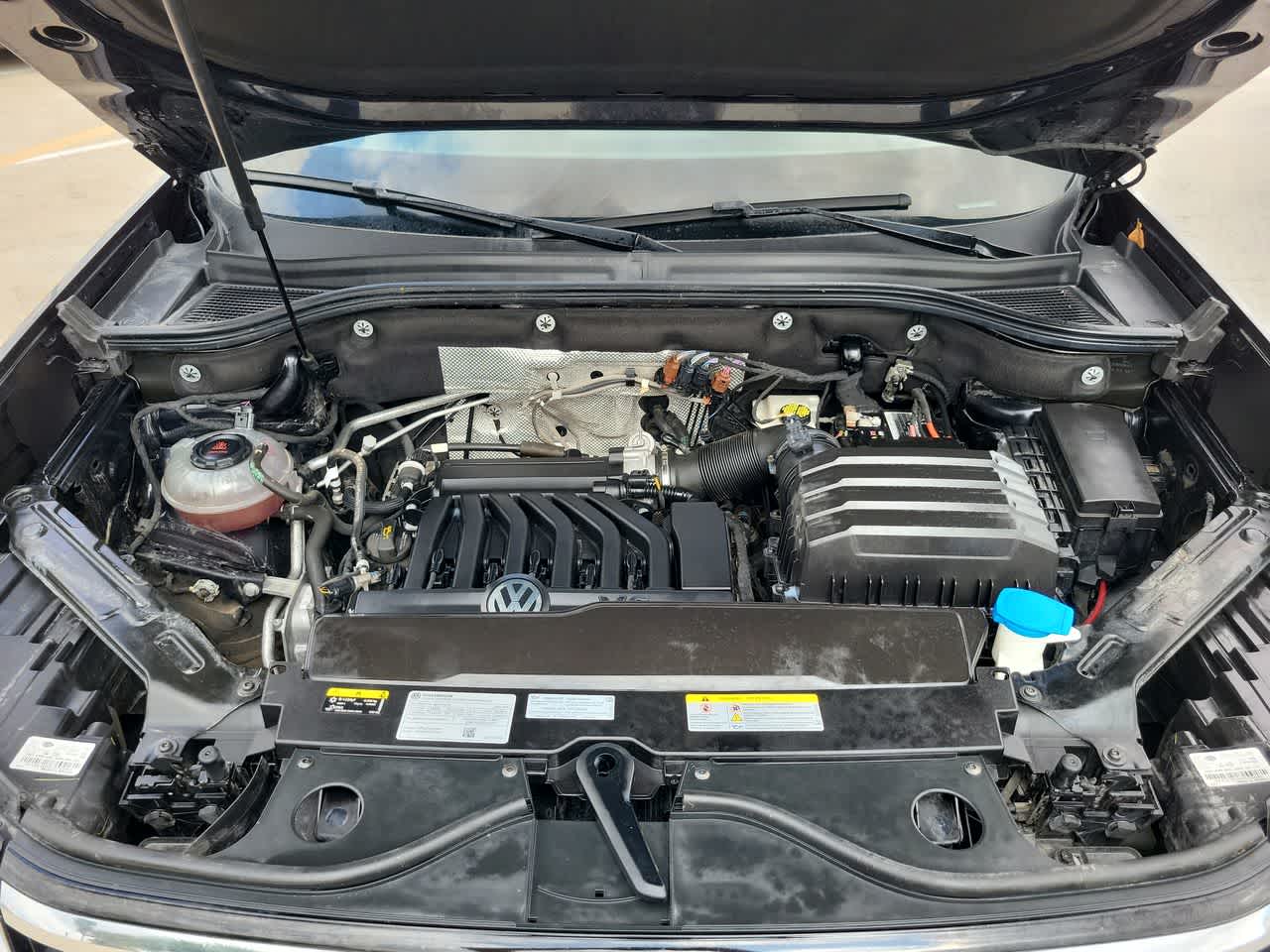 Thumbnail: 2022 Volkswagen Atlas - 17