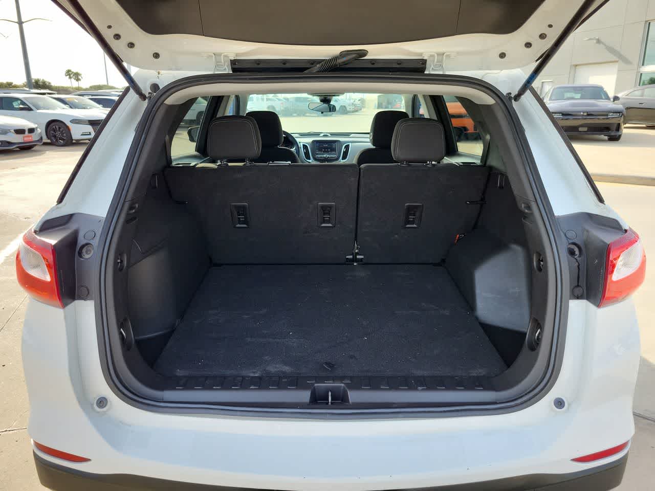 Thumbnail: 2021 Chevrolet Equinox - 27
