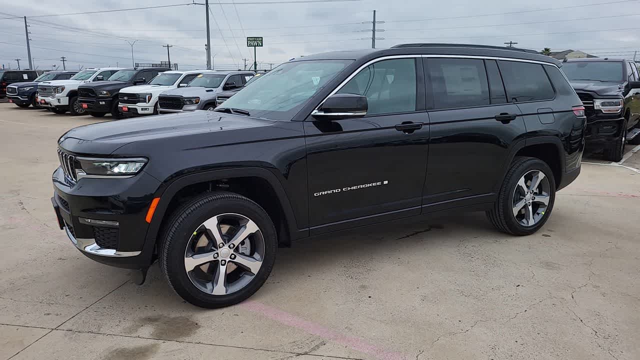 Thumbnail: 2025 Jeep Grand Cherokee - 4