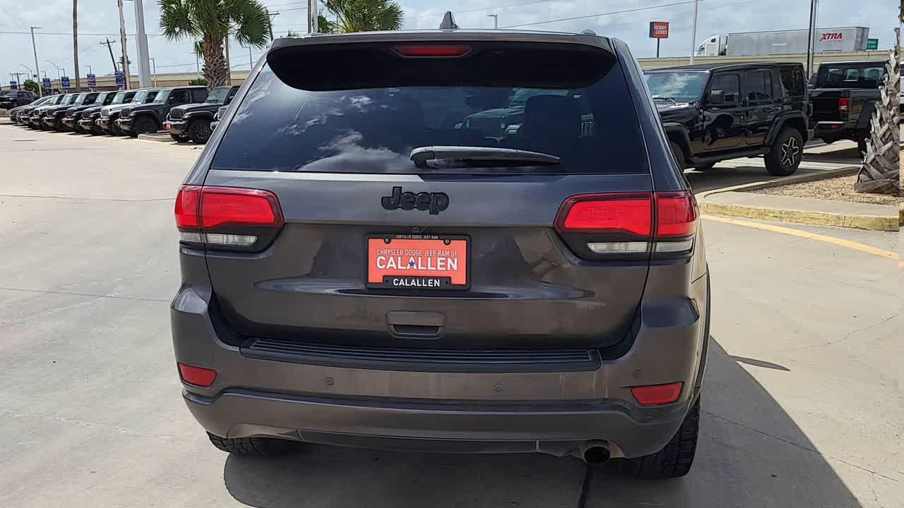 Thumbnail: 2021 Jeep Grand Cherokee - 7