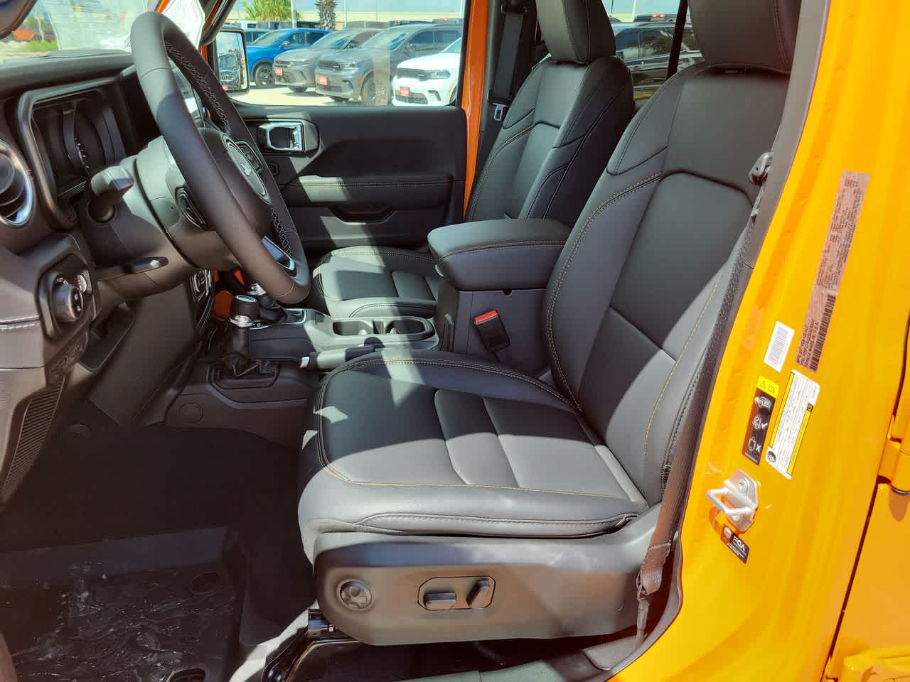 Thumbnail: 2025 Jeep Gladiator - 19