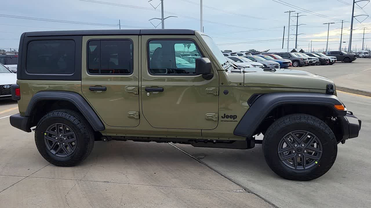 Thumbnail: 2026 Jeep Wrangler - 9
