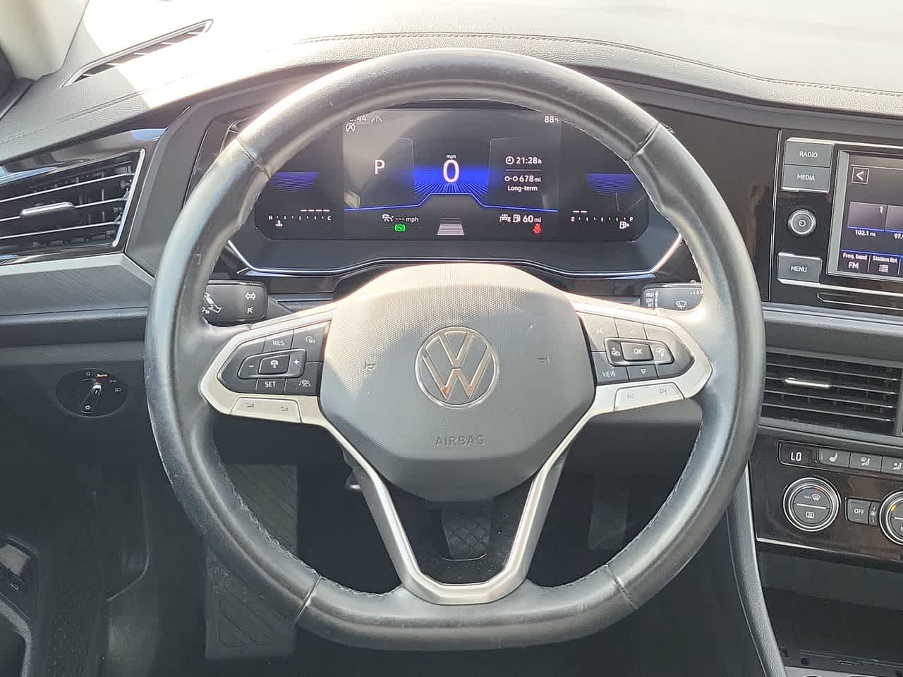 Thumbnail: 2024 Volkswagen Jetta - 23