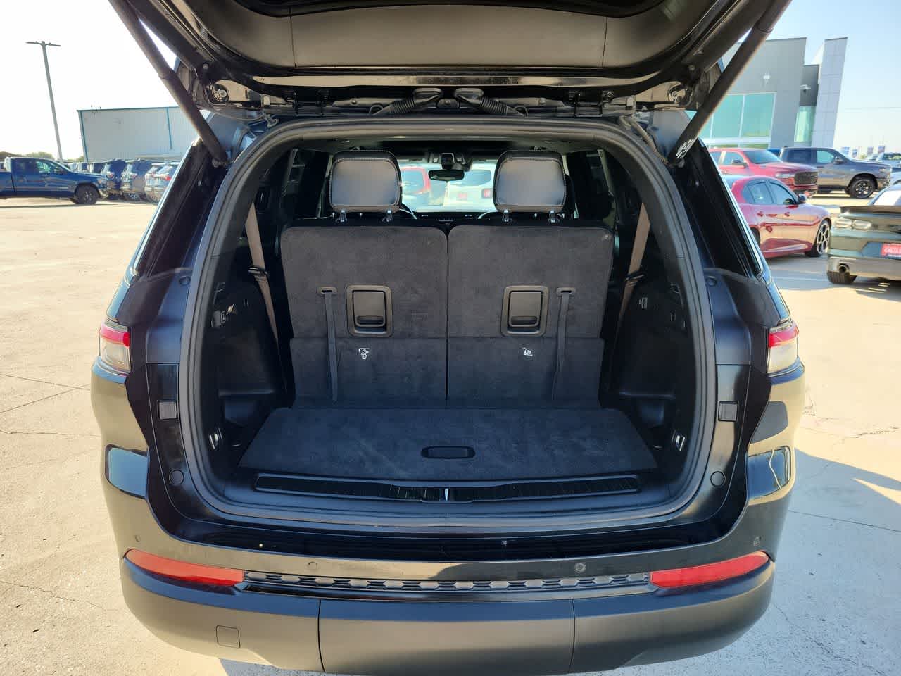 Thumbnail: 2021 Jeep Grand Cherokee L - 27