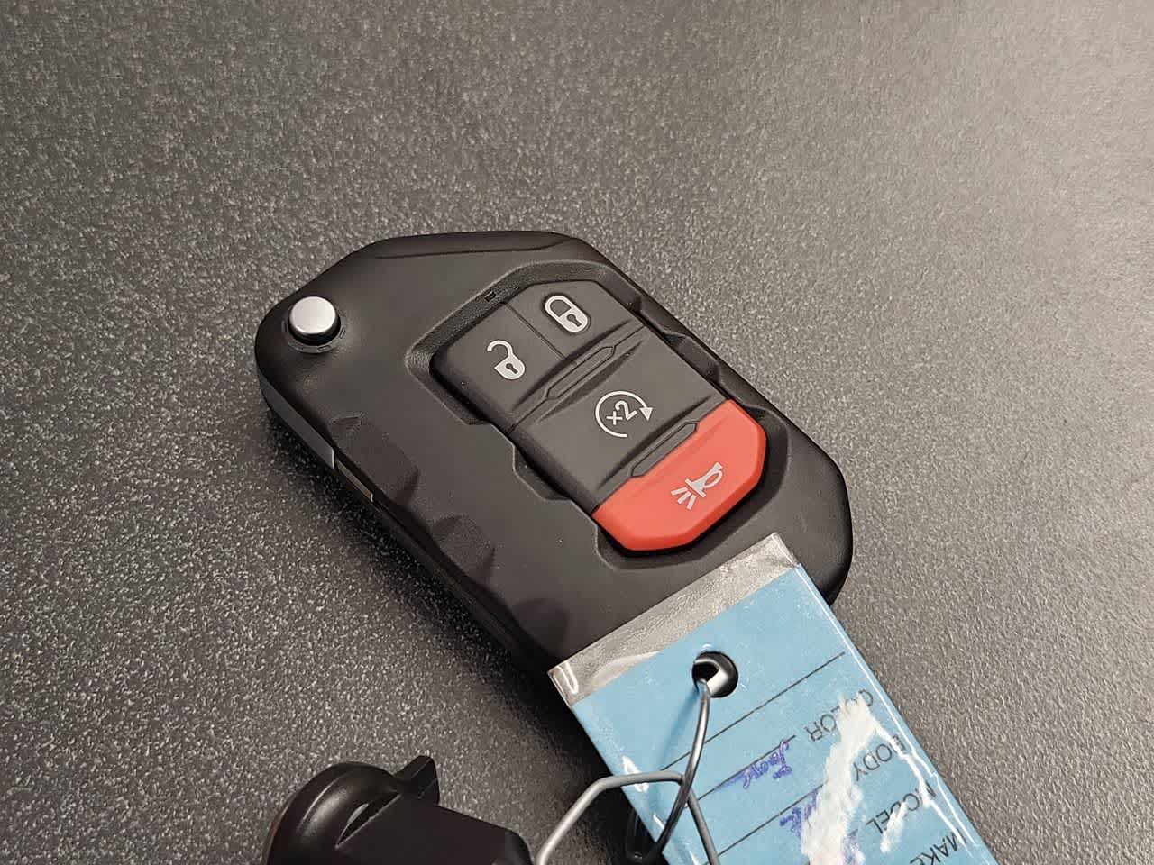 Thumbnail: 2025 Jeep Gladiator - 28