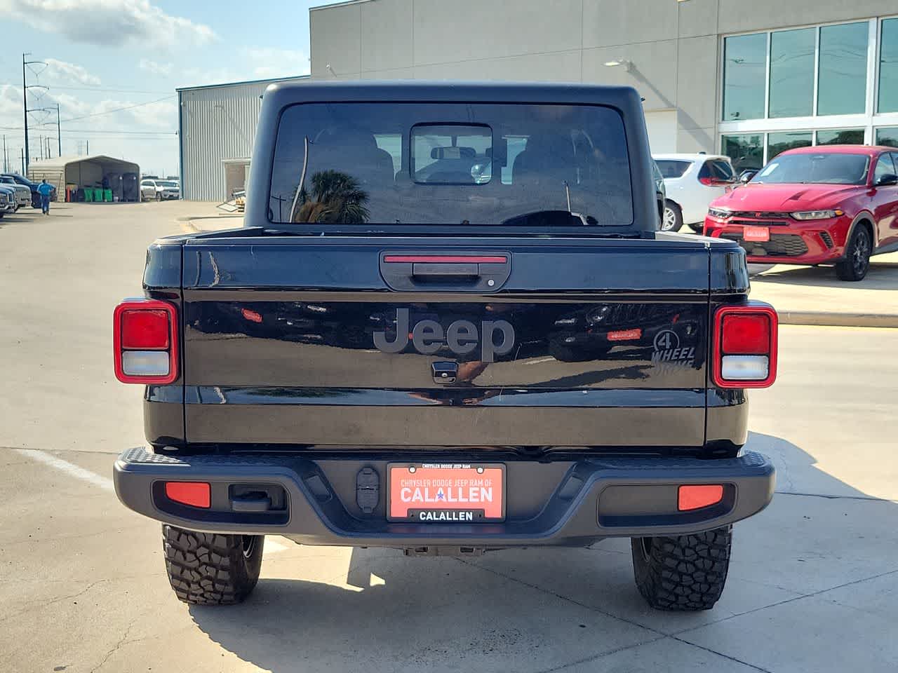Thumbnail: 2023 Jeep Gladiator - 13