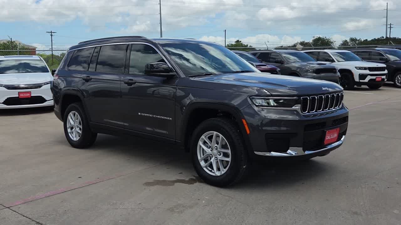 Thumbnail: 2026 Jeep Grand Cherokee - 2