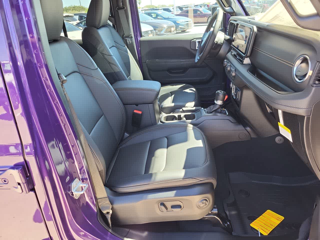 Thumbnail: 2026 Jeep Gladiator - 22