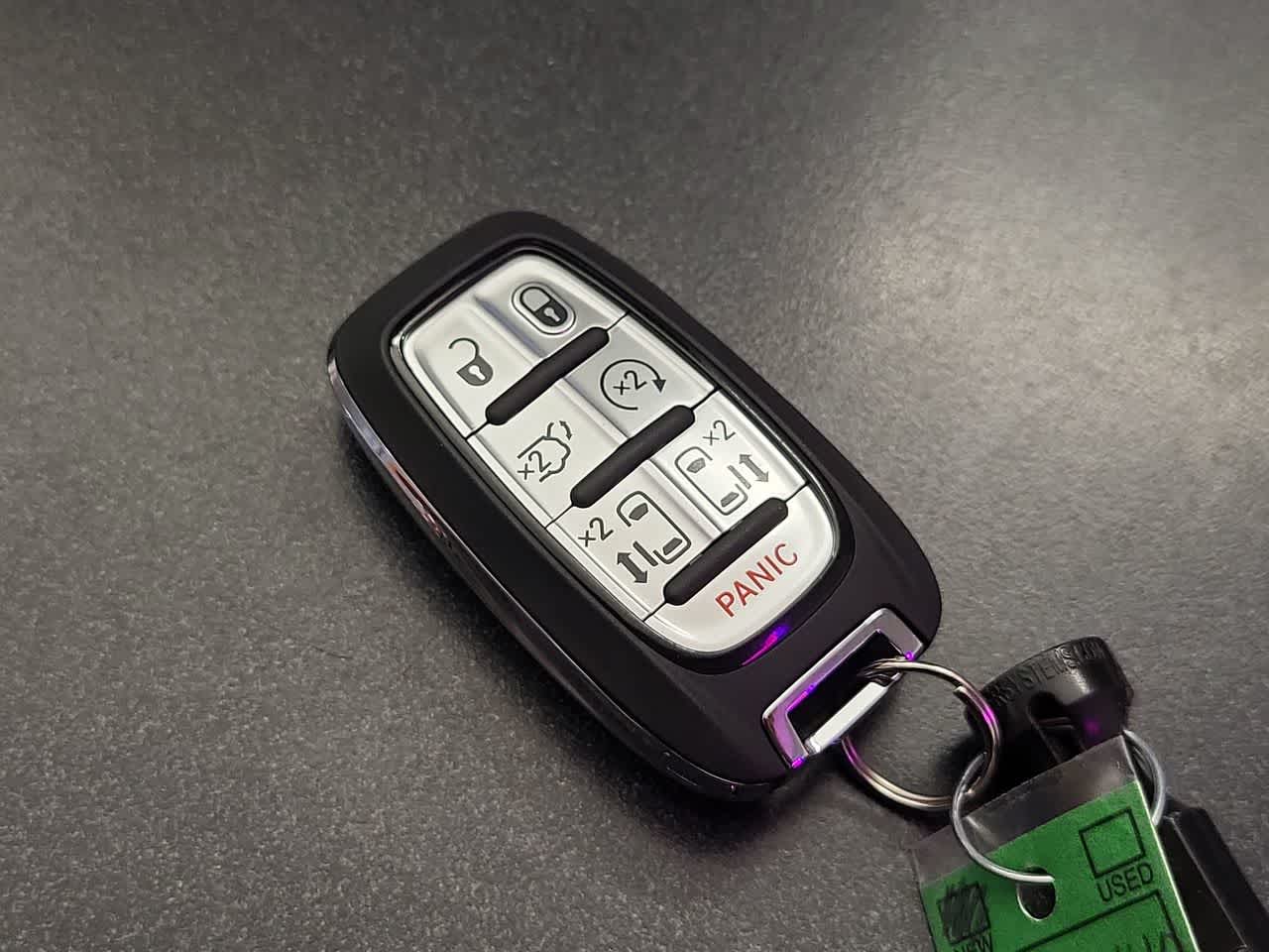 Thumbnail: 2026 Chrysler Pacifica - 28