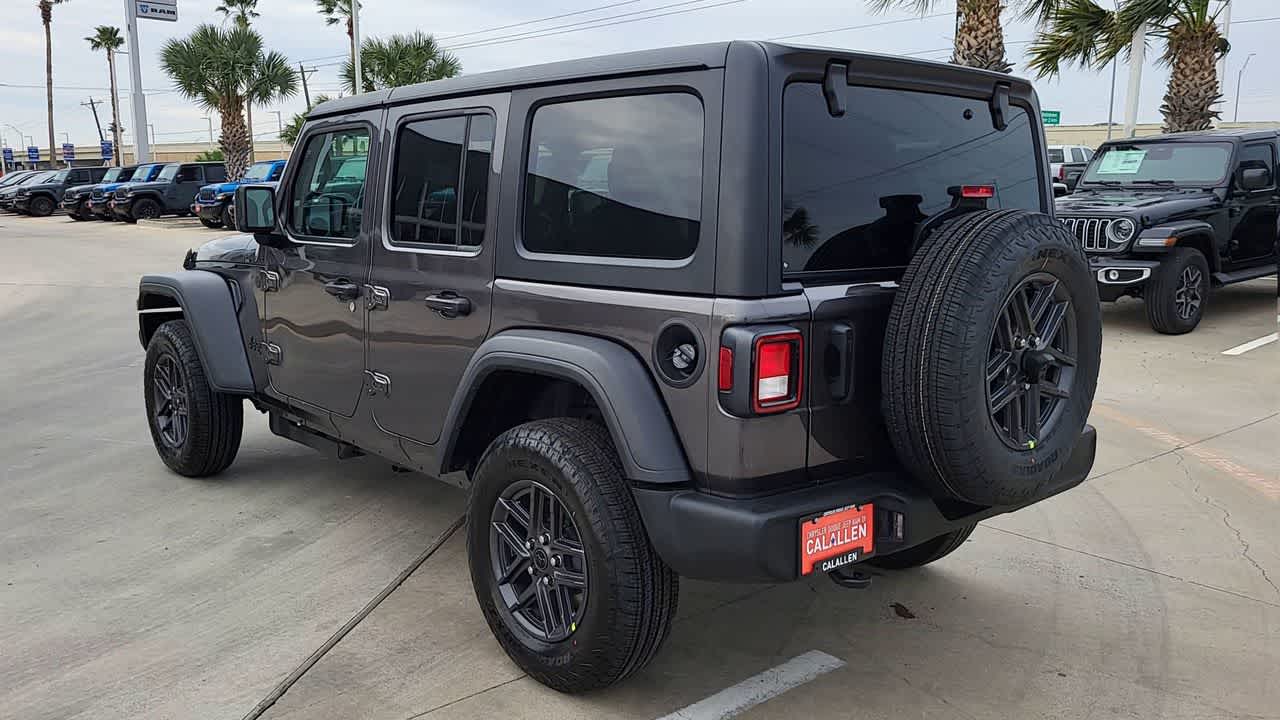 Thumbnail: 2026 Jeep Wrangler - 6