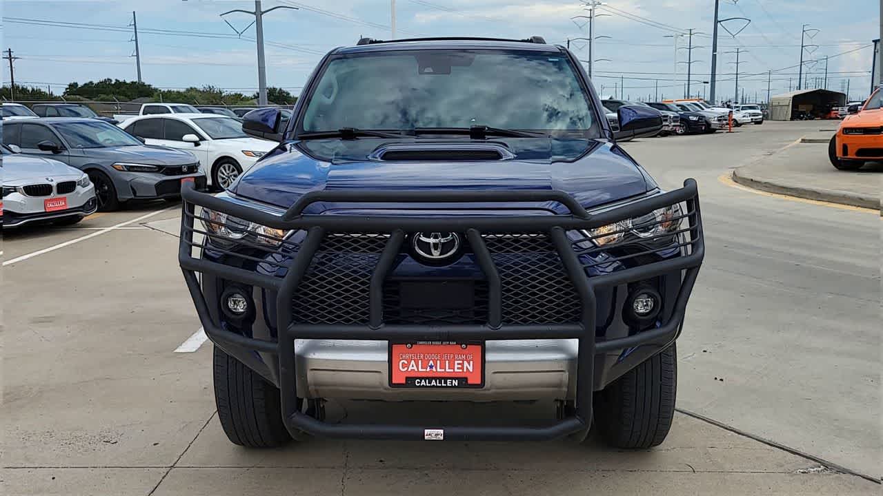 Thumbnail: 2021 Toyota 4Runner - 3