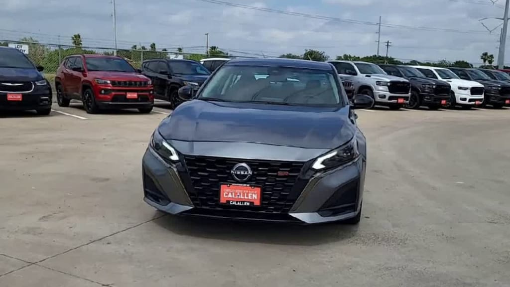 Used 2024 Nissan Altima 2.5 SR Sedan