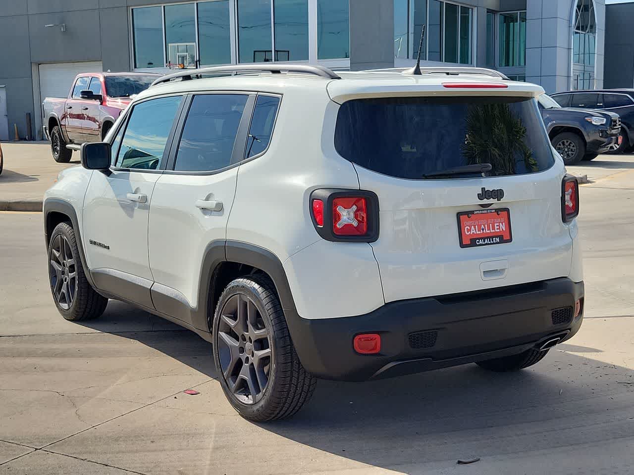 Thumbnail: 2021 Jeep Renegade - 12