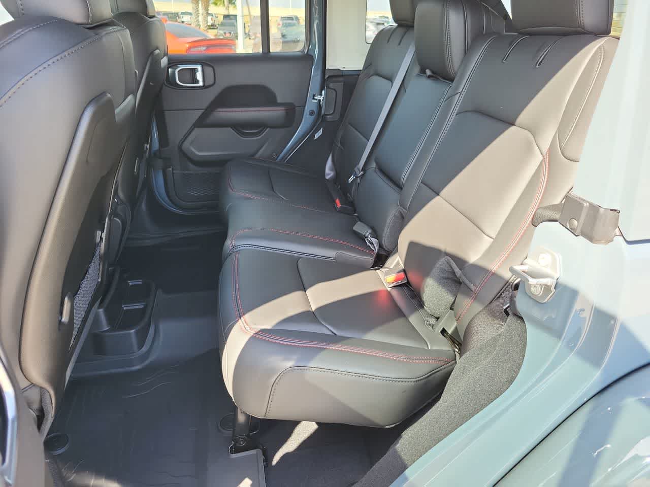 Thumbnail: 2025 Jeep Wrangler - 21