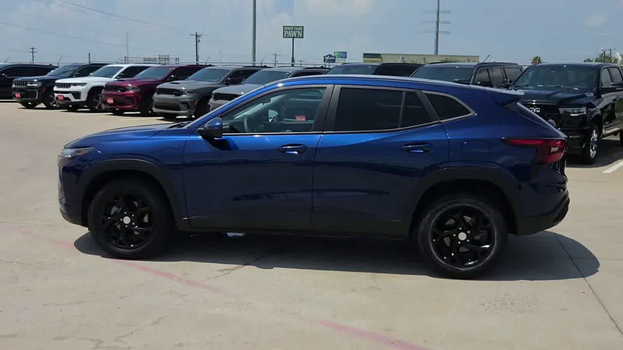 Thumbnail: 2024 Chevrolet Trax - 5