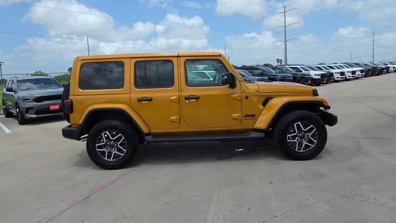 Thumbnail: 2026 Jeep Wrangler - 9