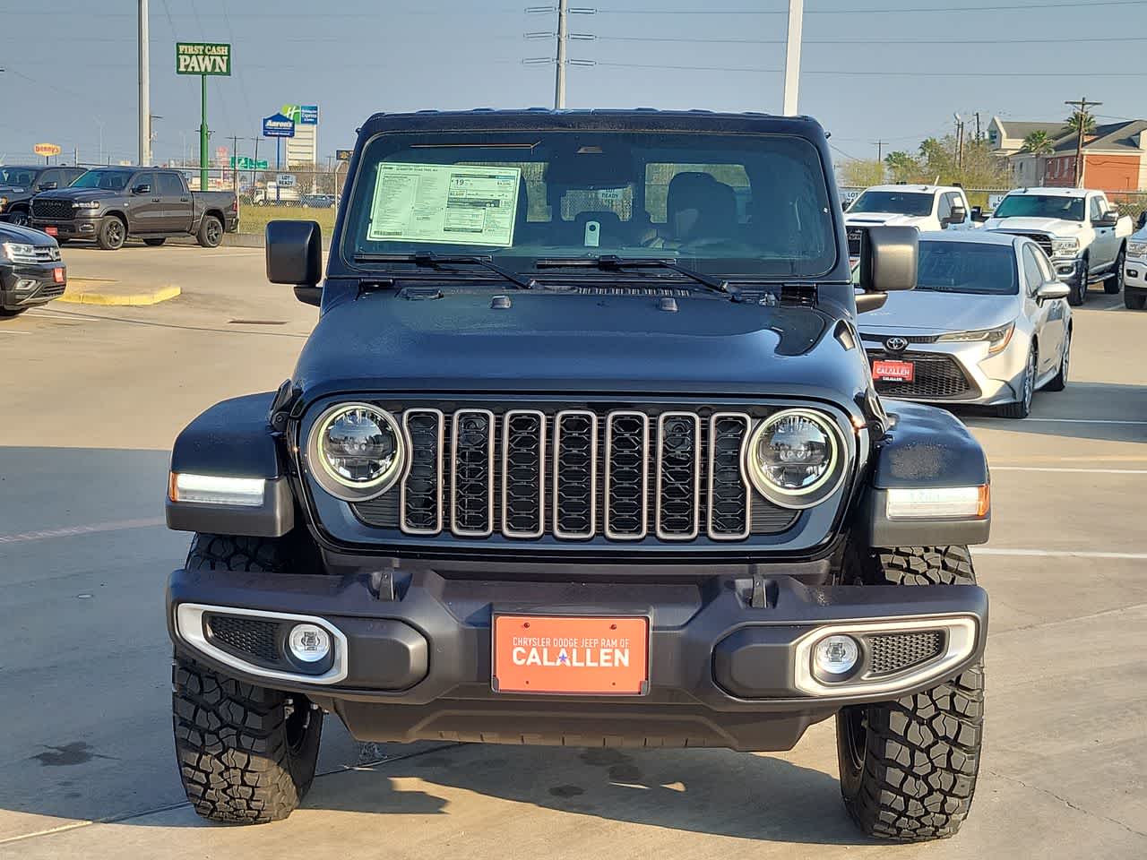 Thumbnail: 2026 Jeep Gladiator - 14