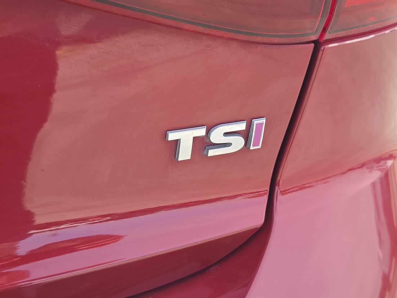 Thumbnail: 2017 Volkswagen Jetta - 5