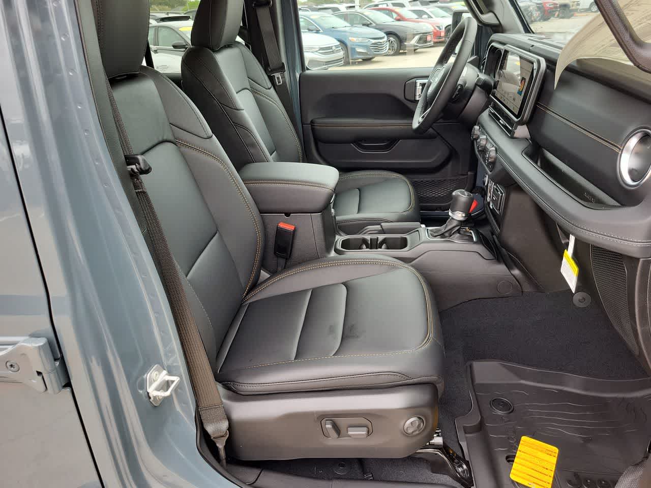 Thumbnail: 2026 Jeep Gladiator - 22