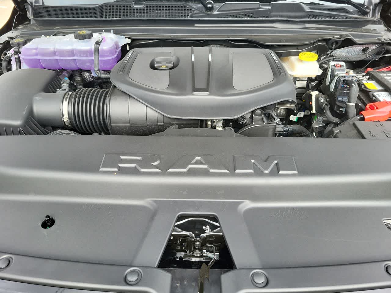 Thumbnail: 2026 RAM 1500 - 17