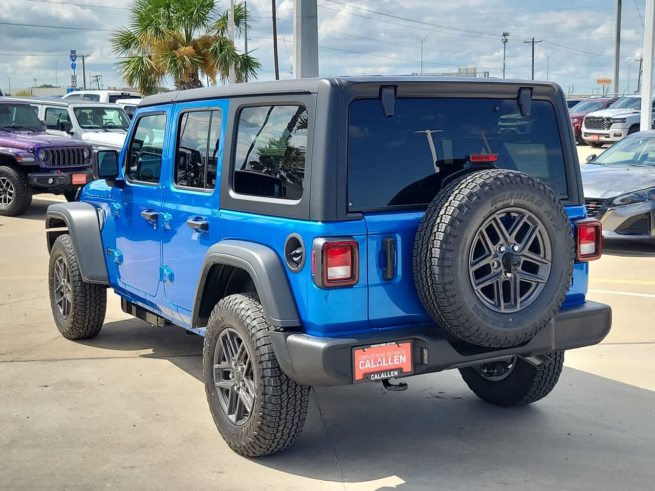 Thumbnail: 2026 Jeep Wrangler - 12