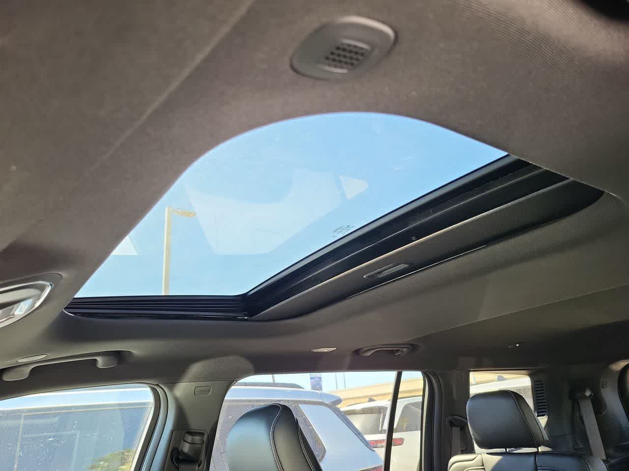 Thumbnail: 2025 Jeep Grand Cherokee - 30