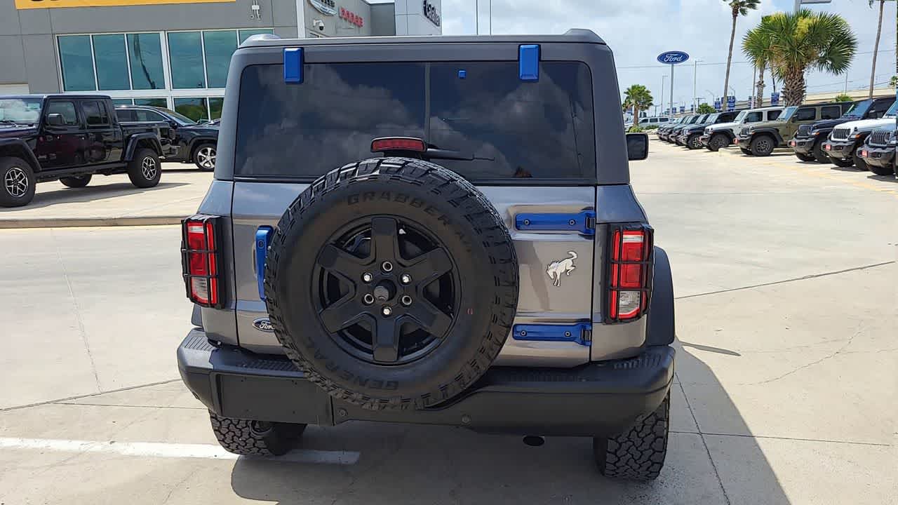 Thumbnail: 2023 Ford Bronco - 7