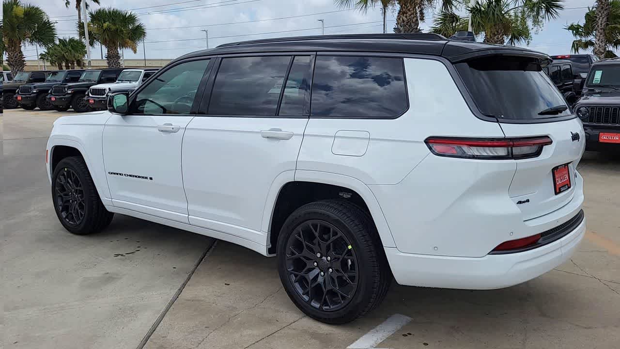 Thumbnail: 2026 Jeep Grand Cherokee - 6
