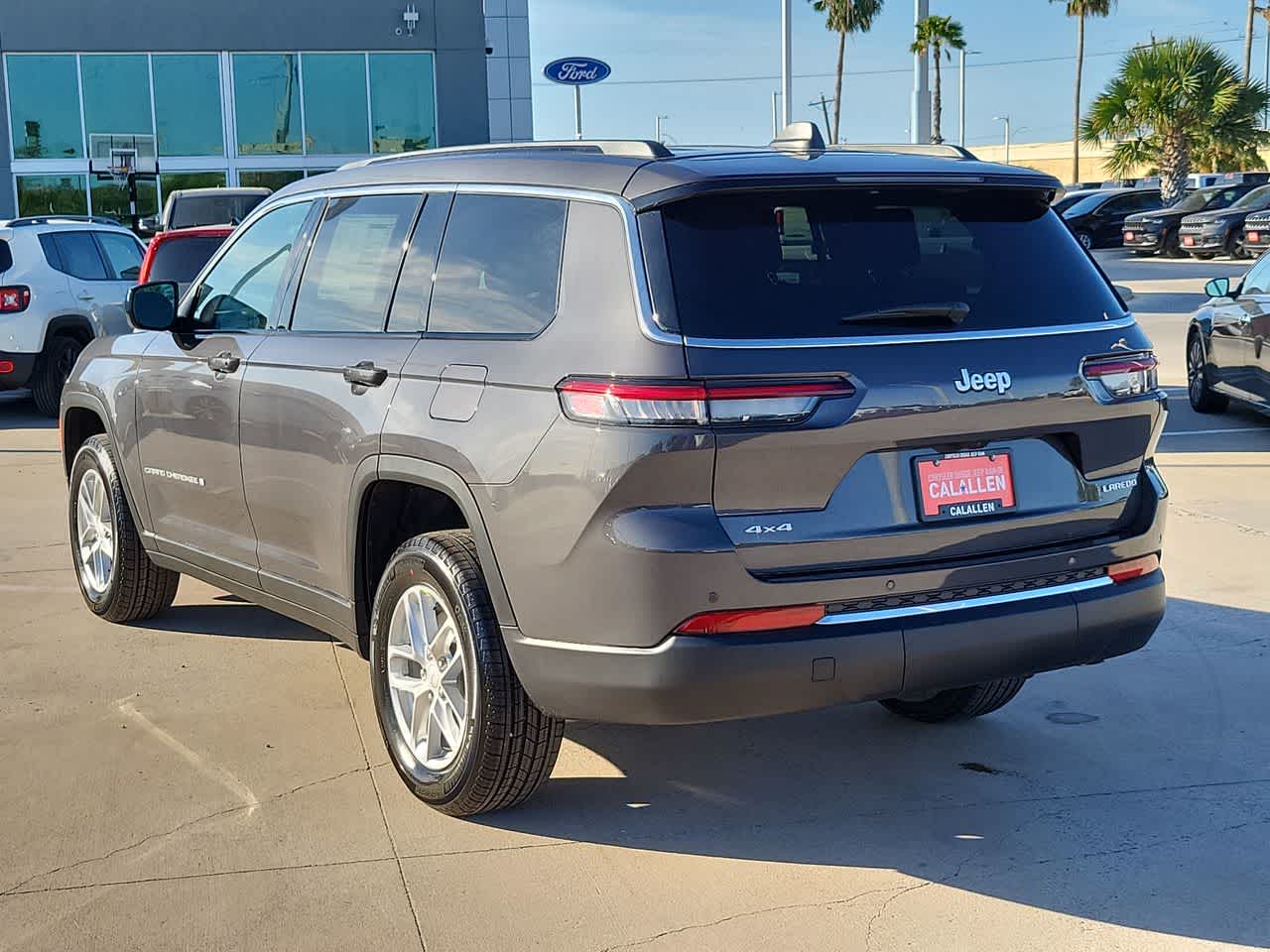 Thumbnail: 2025 Jeep Grand Cherokee - 12