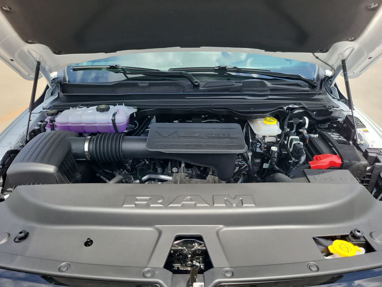 Thumbnail: 2026 RAM 1500 - 17