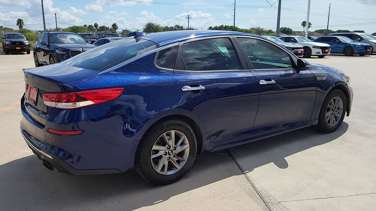 Thumbnail: 2019 Kia Optima - 8